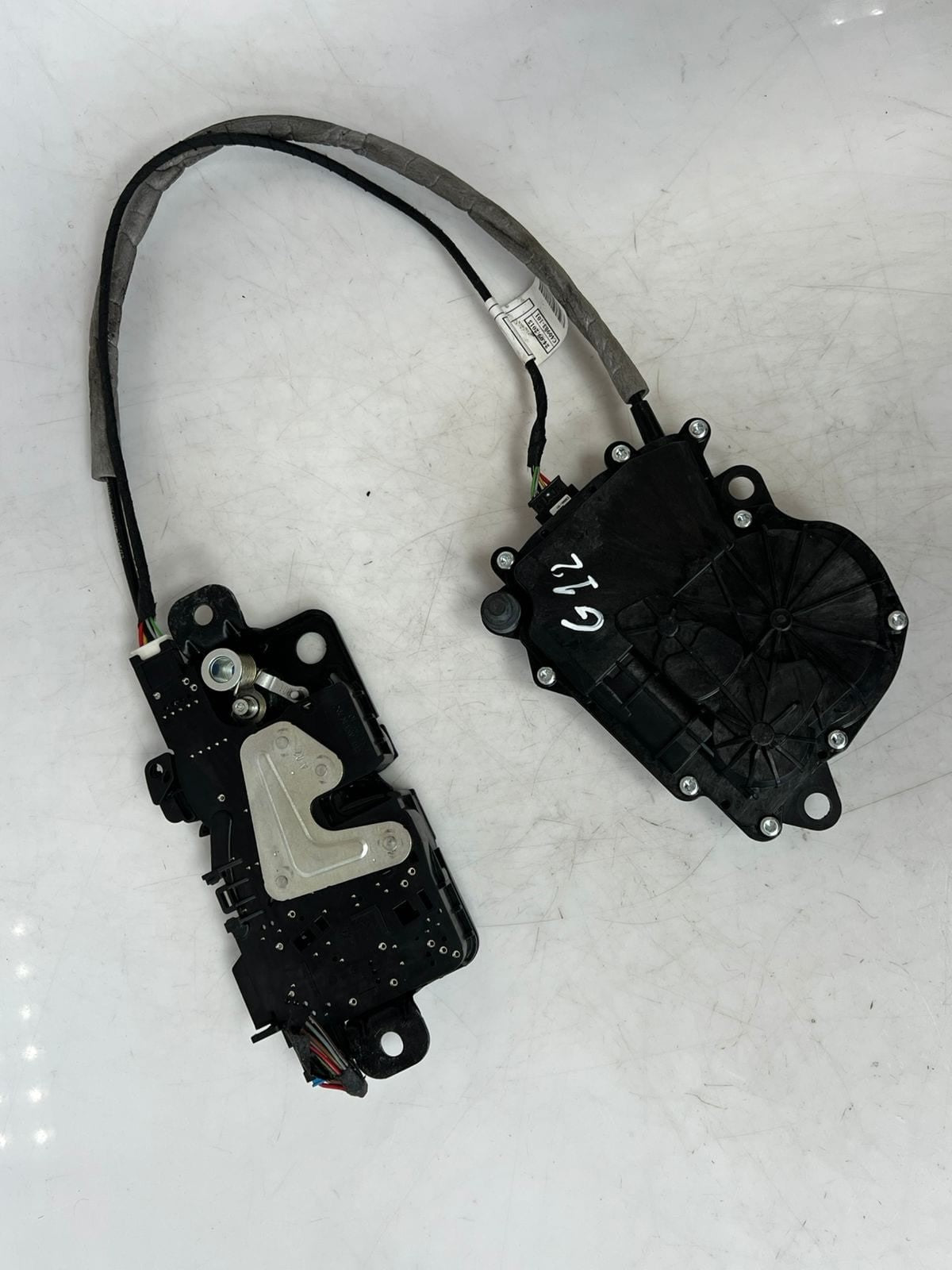2016-2021 BMW 740i 7' G11 G12  750i, M760i Trunk Latch Lock Actuator 7357097 OEM