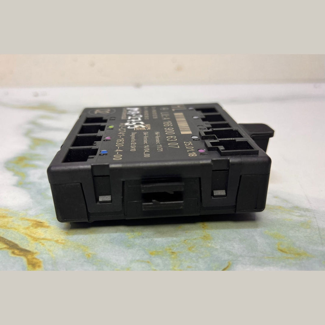 Mercedes-Benz Door Control Unit A 1669006307 ML/GLE W166 and GL/GLS X166