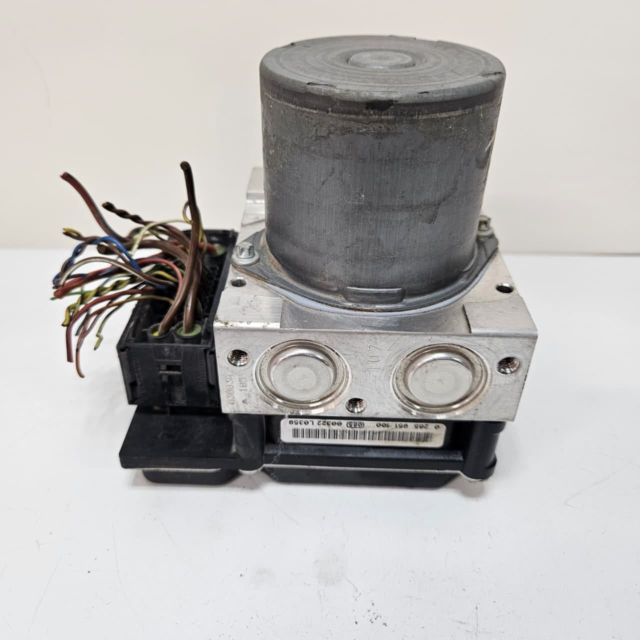2010-2015 BMW X1 E84 ABS Pump 6795188 USED