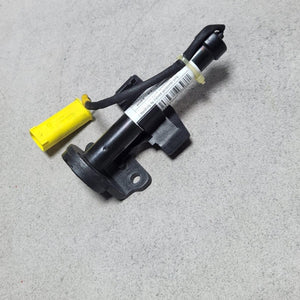 BMW Hood Bonnet Actuator Pedestrian Protection Right Electronic 7435798