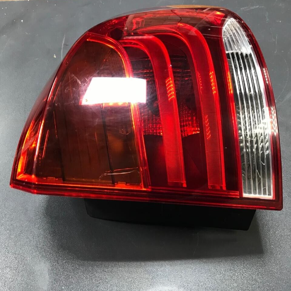 BMW X1 E84 RIGHT SIDE REAR OUTER TAIL LIGHT  OEM 2990110