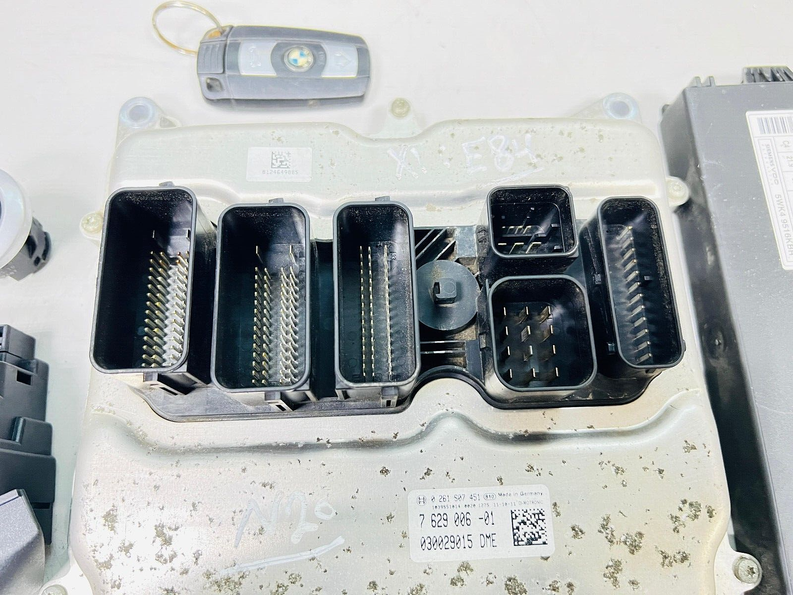 BMW X1 20iX E84 2011 N20B20A ENGINE CONTROL UNIT ECU KIT 7629006