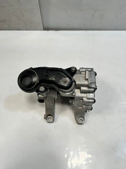 2006 BMW Mini Cooper F55, F56, F57 B38 B48 Engine Oil VACUUM Pump 7624135 