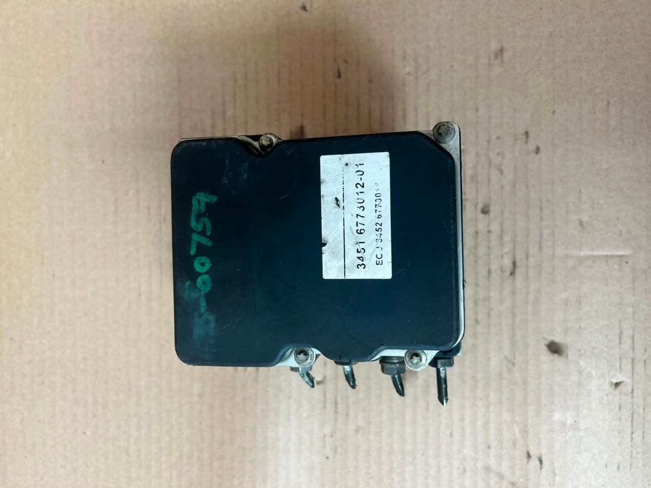 2000-2006 BMW X5 E53 Abs Pump And Control Module 6773012 OEM