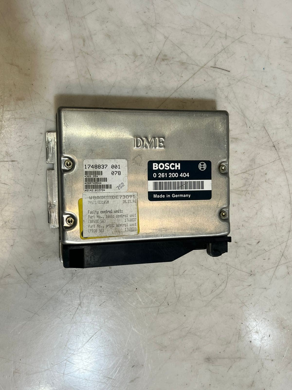 1993-1994 BMW E32 7 Series E34 5' M60 740I Engine Control Unit 0261200404 OEM