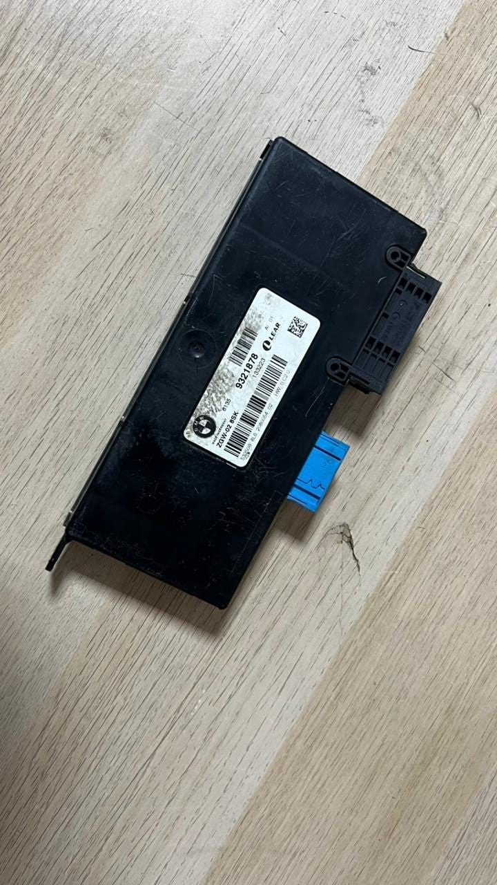 BMW F10 F11 F12 F13 F01 F02 ZGW-02 8SK Central Gateway Module unit 9321878