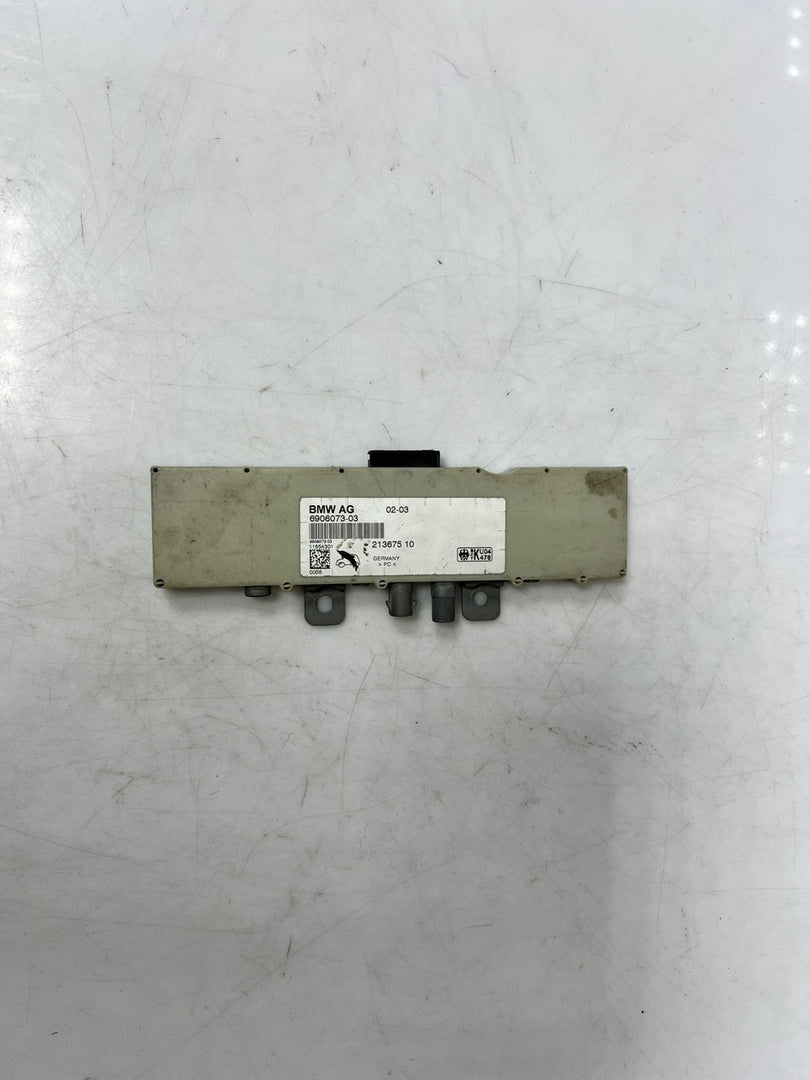 2004 BMW 3-Series 318i E46 N46B20A Antenna Amplifier 6906073 OEM