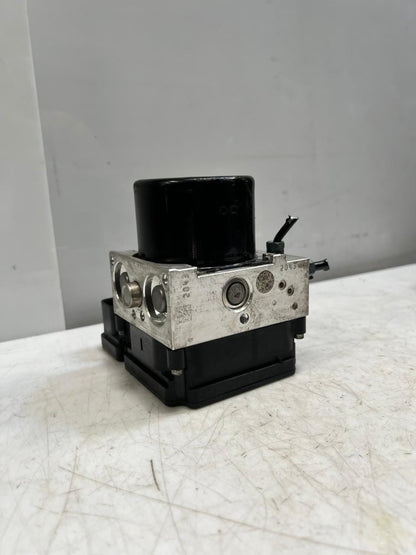 2012 BMW 328i F30 3' Abs Anti-Lock Brake Pump Control Module Unit 6857324 OEM