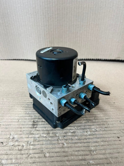 2012-2013 BMW 335i F30 F20 ABS BRAKE Pump Control Module 6793931 OEM