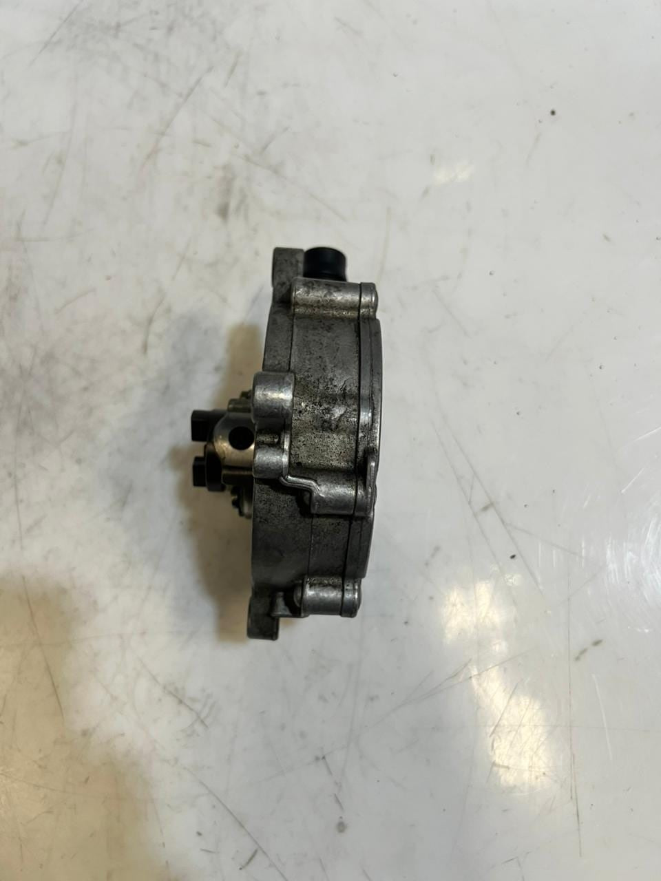 BMW E60 E81 E82 E87 E90 E91 E92 N43 and N46 B20 B Vacuum Pump 7547024 OEM