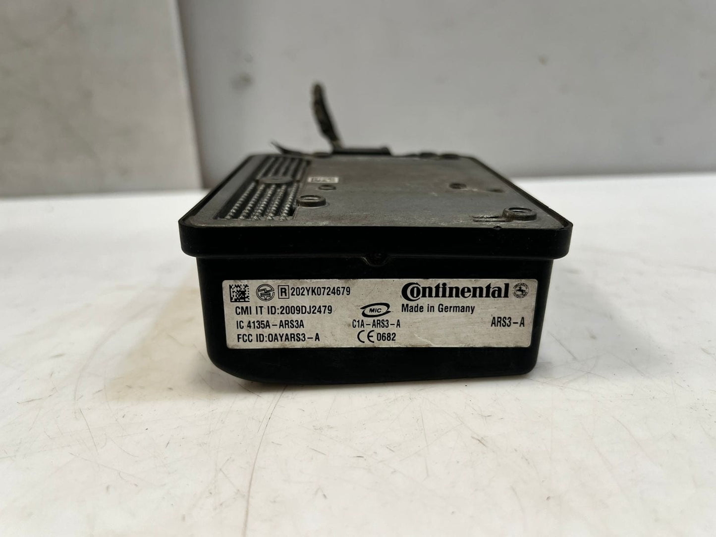 BMW F01 F02 F06 F07 F11 Adaptive Cruise Control Radar Sensor Front 6799136 OEM