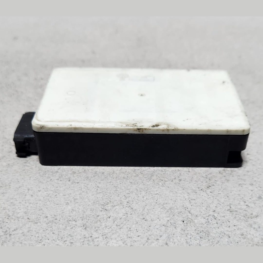 Benz Radar Sensor Blind Spot A0009050010  W204 W212 W221 and W207