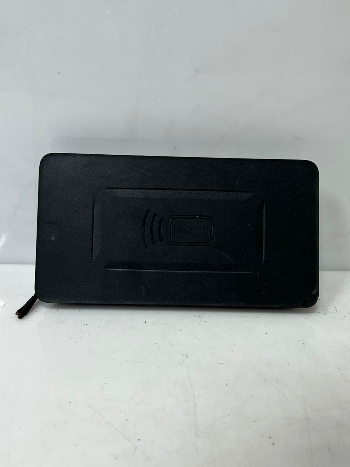 BMW G15 G16 G20 G21 G22 G26 X3 G01 X4 LCI STORAGE TRAY MODULE NFC 5A0D8A8 OEM