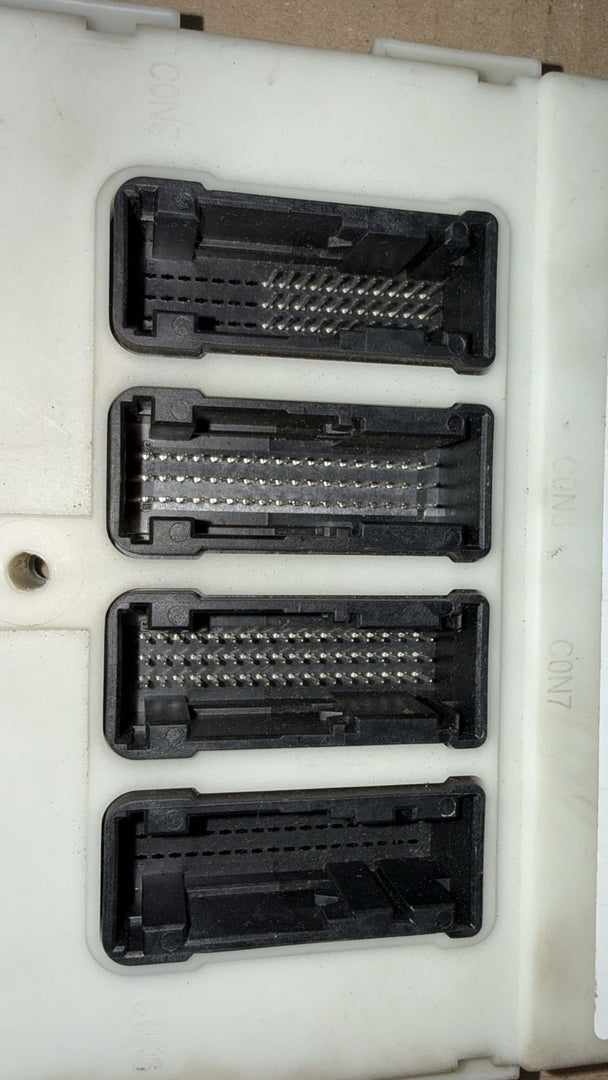 BMW FEM BODY DOMAIN CONTROL UNIT 12-20 F22 F30 F32 F36 F80 F80 - 9352861