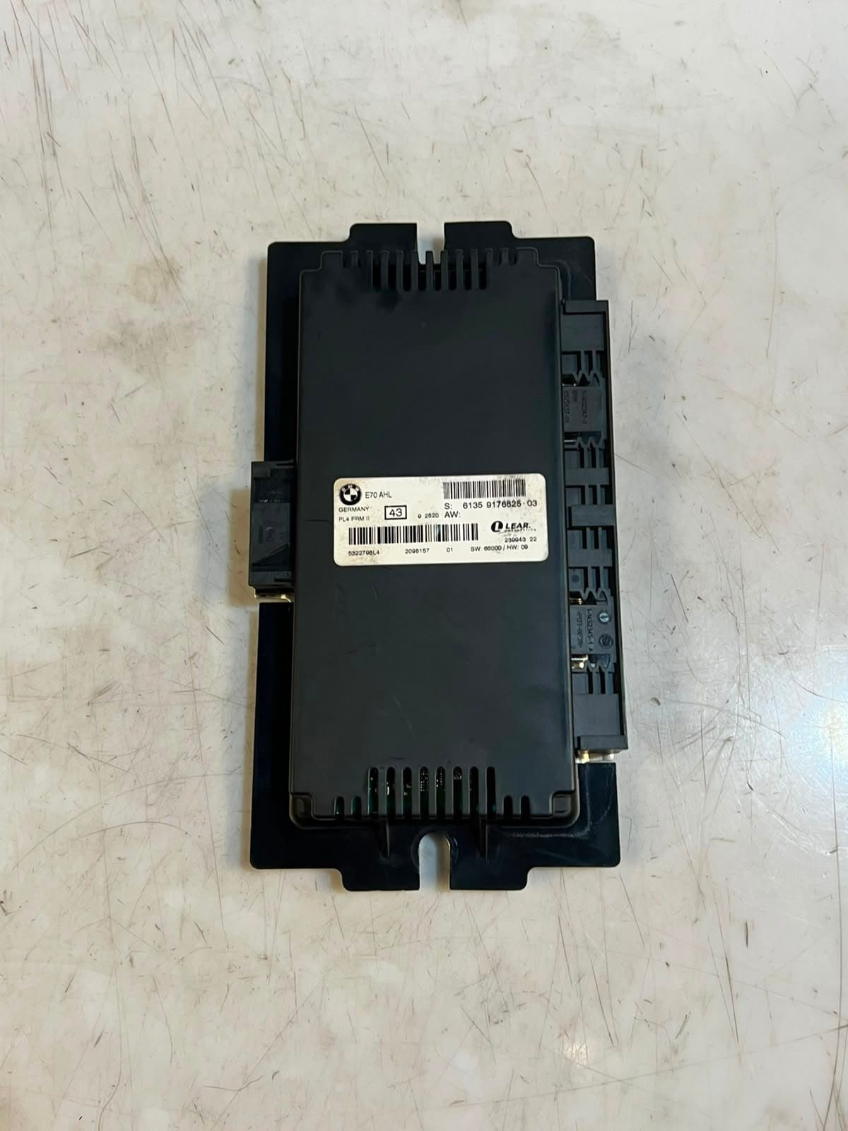 2007-2014 BMW X5 E70 X6 E71 FRM2 Footwell Light Control Module 9176825 OEM