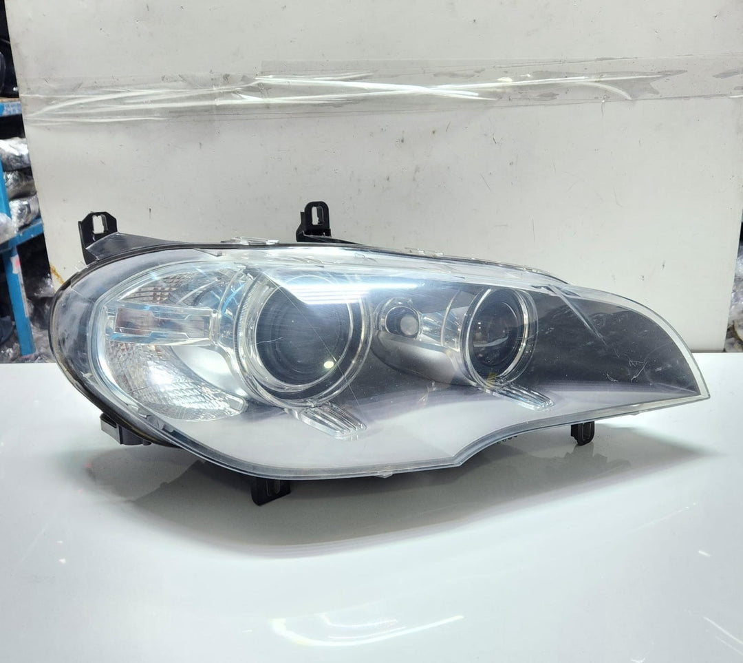 BMW  X5 Xenon Headlight  7221894 X5 E70 OEM