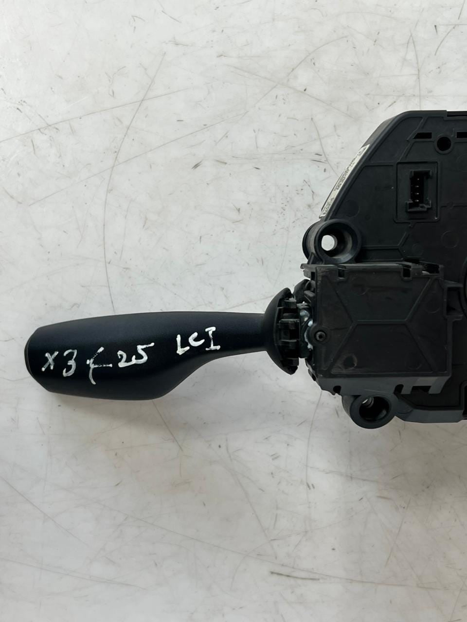 BMW F15 F25 F45 F46 F48 F49 F85 Steering Column Switch Cluster 9330563 OEM