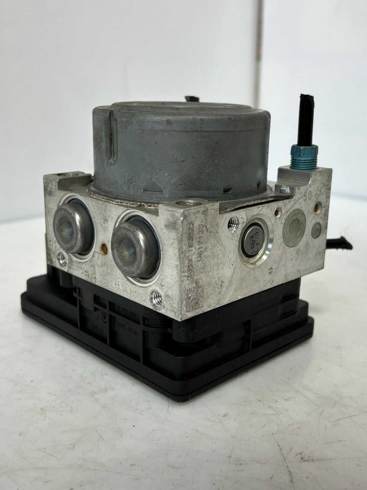 BMW F30 3 Series F31 F34 ACC 330E Abs Pump 6875561 OEM