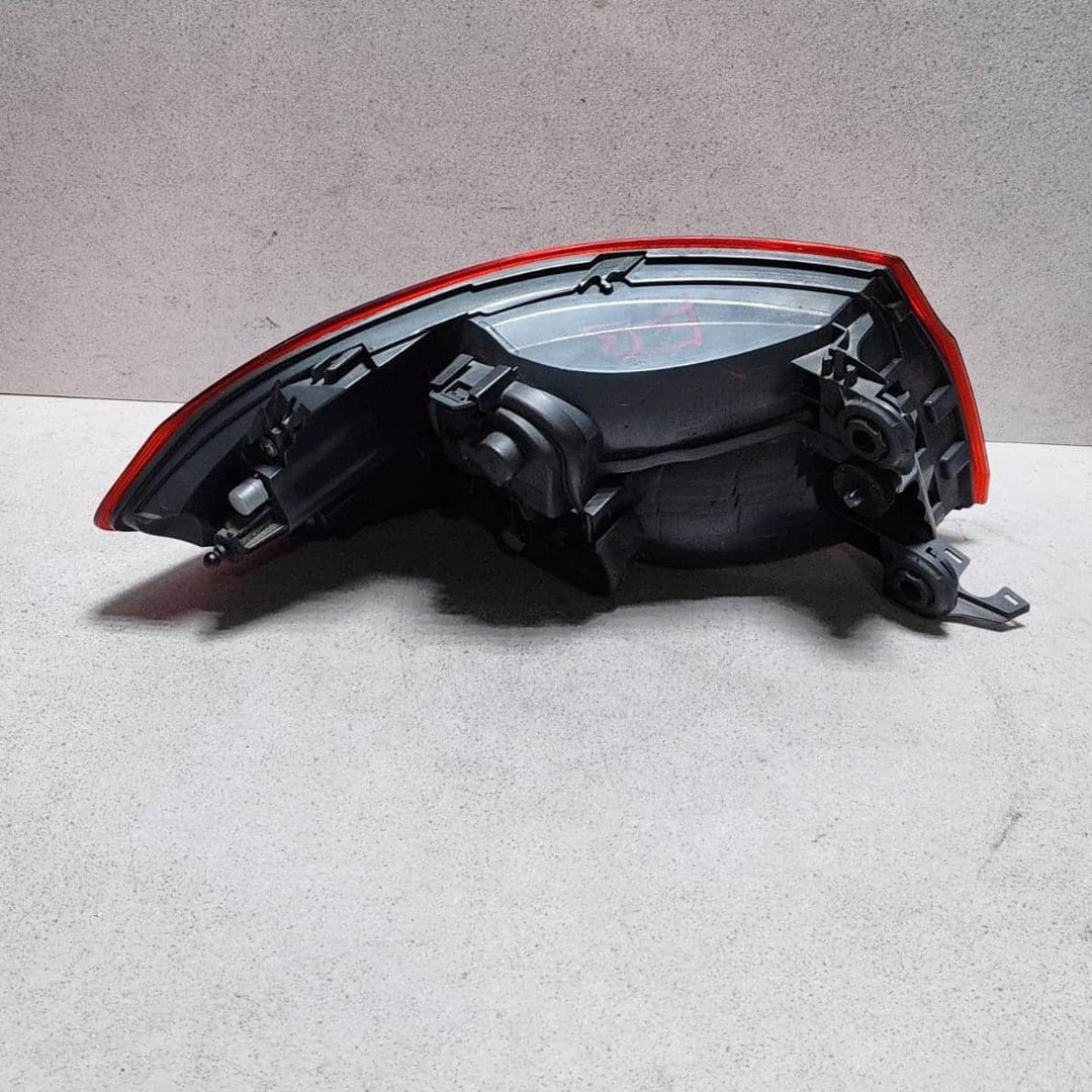 BMW Outer Tail Light 7296098 F32 F33 F36 F82 F83 and M4