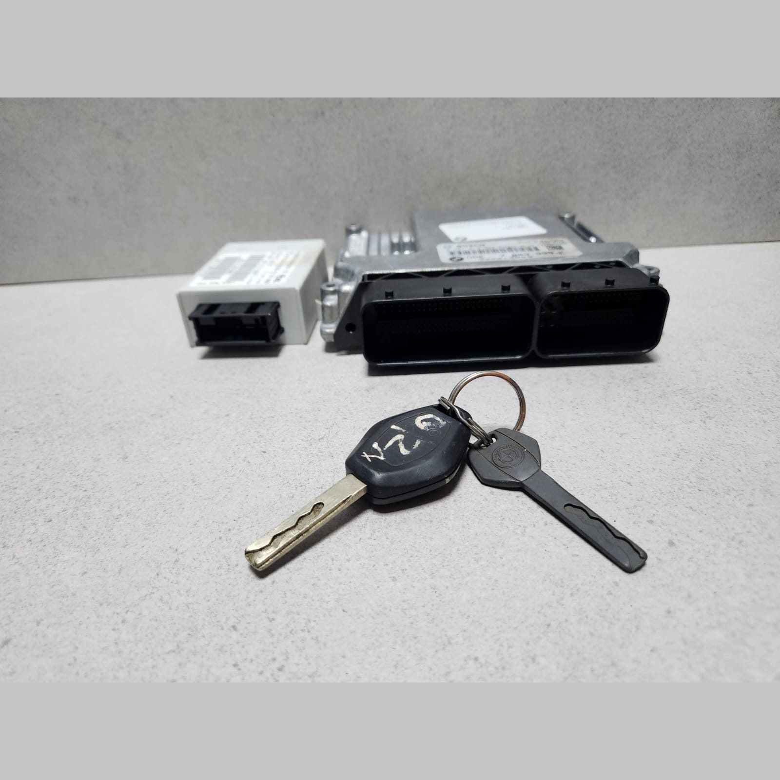 2008 BMW X3 Engine Control Unit 7809999 X3 E83 1.8sd 2.0sd N47 