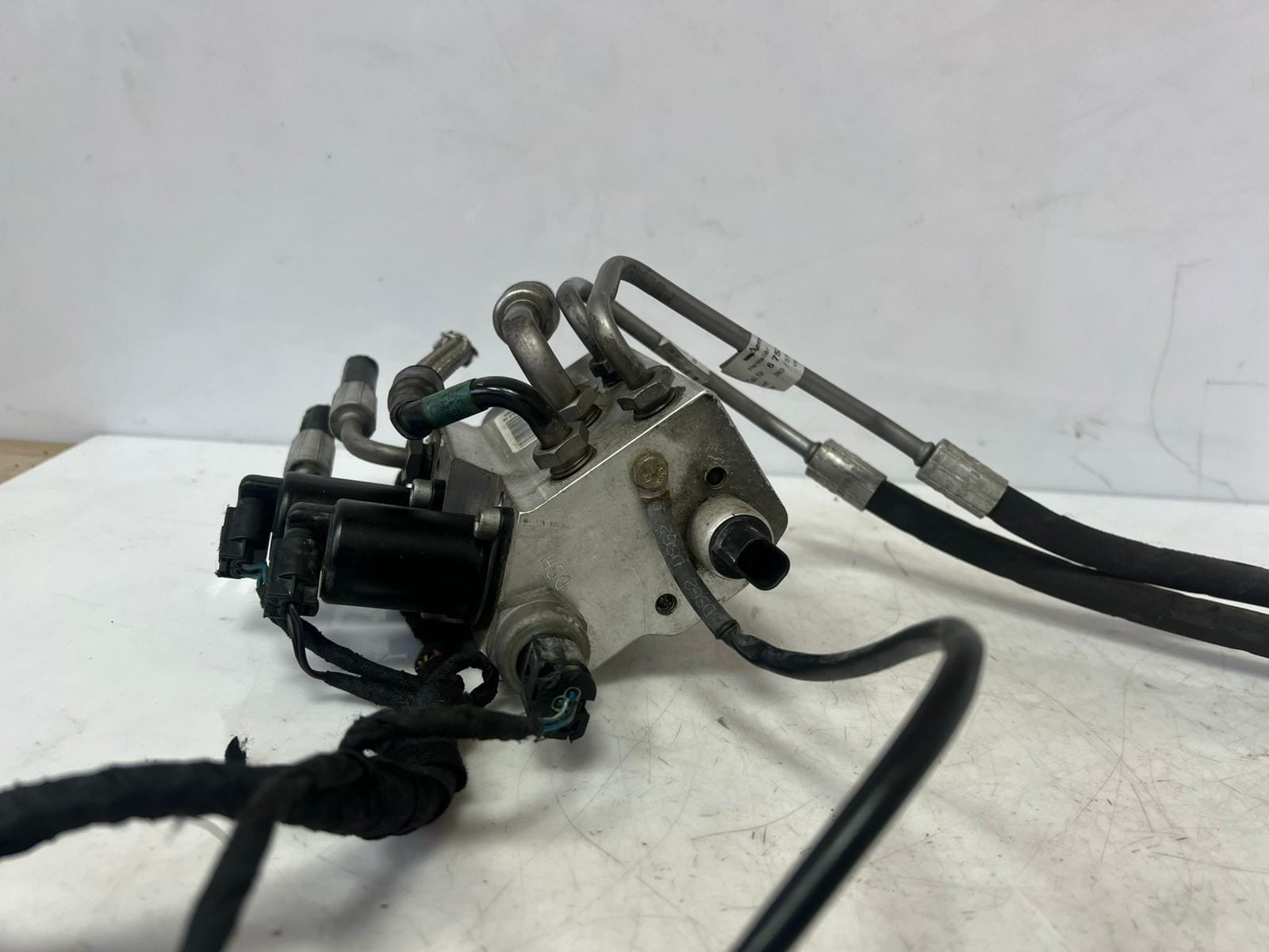 2002-2005 BMW 7' 745i 760Li Dynamic Drive Hydraulic Pump 6758704 OEM