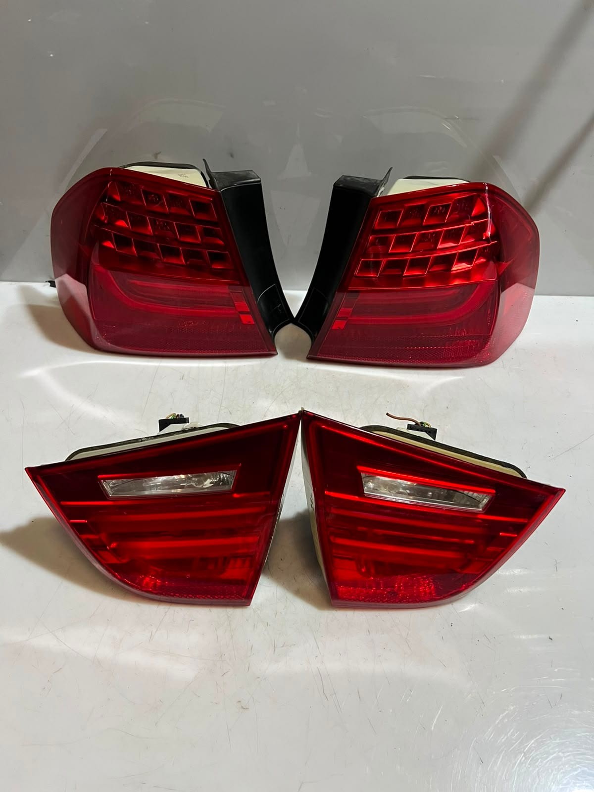BMW 3' E90 LCI 328i 323i 335i Tail Light Decklid REAR SET 7289428 7289426 