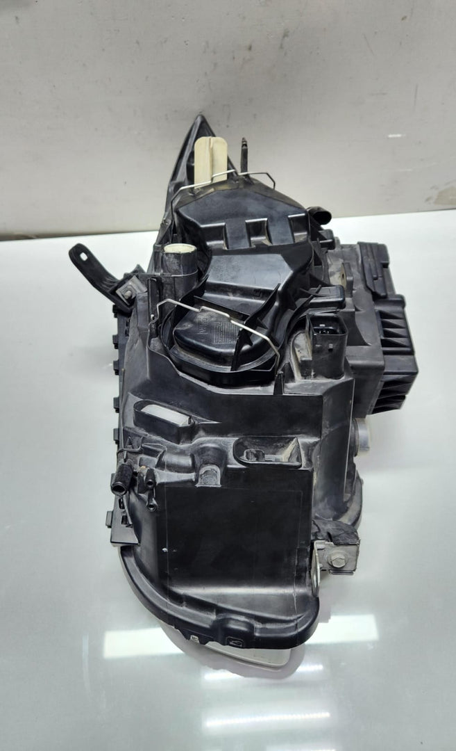 2004-2013 BMW 1 Series Bi Xenon Headlight Right 7180834 E81 E82 E87 E88 OEM