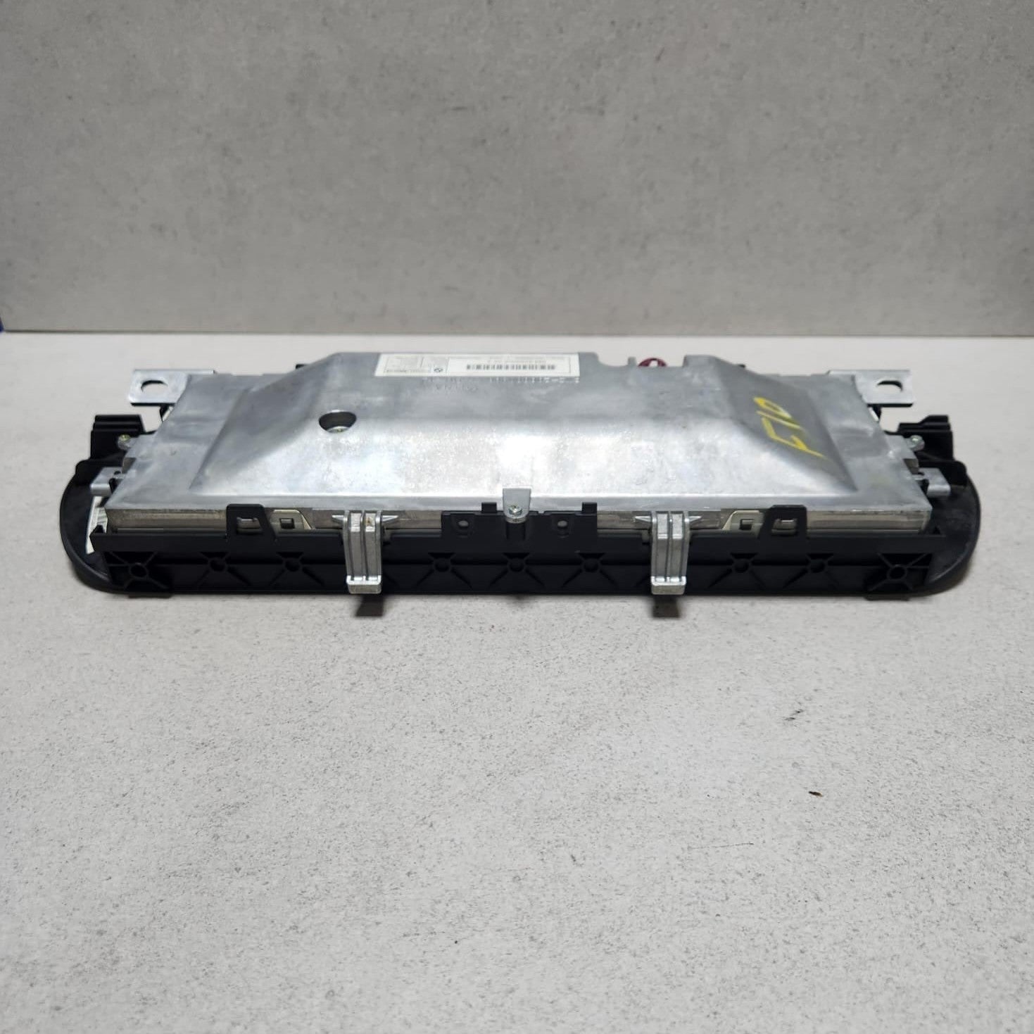 2011-2015 BMW 528i Central Information Display Screen 9289008 5 Series F10 F11