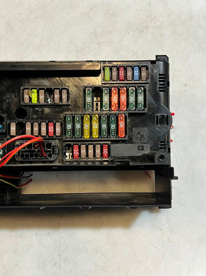 2012-2015 BMW F10 F12 F13 5 6 Series 650i Power Distribution Fuse Box 9252815