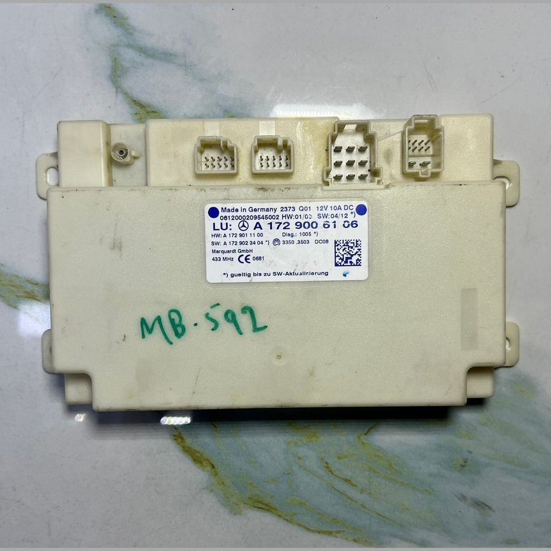 Mercedes W204 C-Class C350 C300 Keyless Go Entry Control Module A172 9006106 OEM