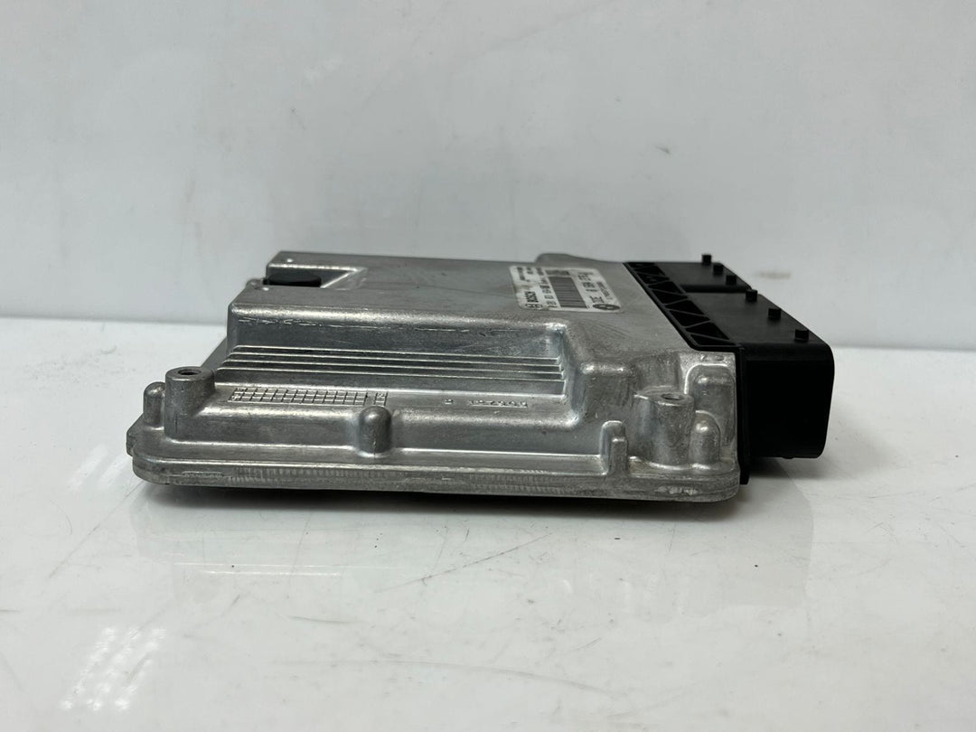 BMW 320d N47 F31 BOSCH 0281031634 Engine Control Unit DDE 8584276 OEM