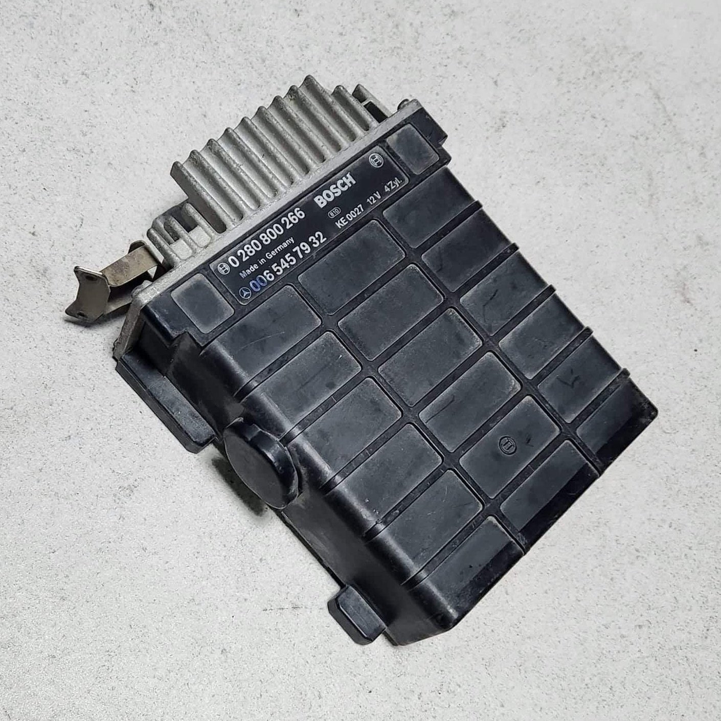 Benz Engine Control Unit 0280800266 Bosch Engine Control Unit ECU 
