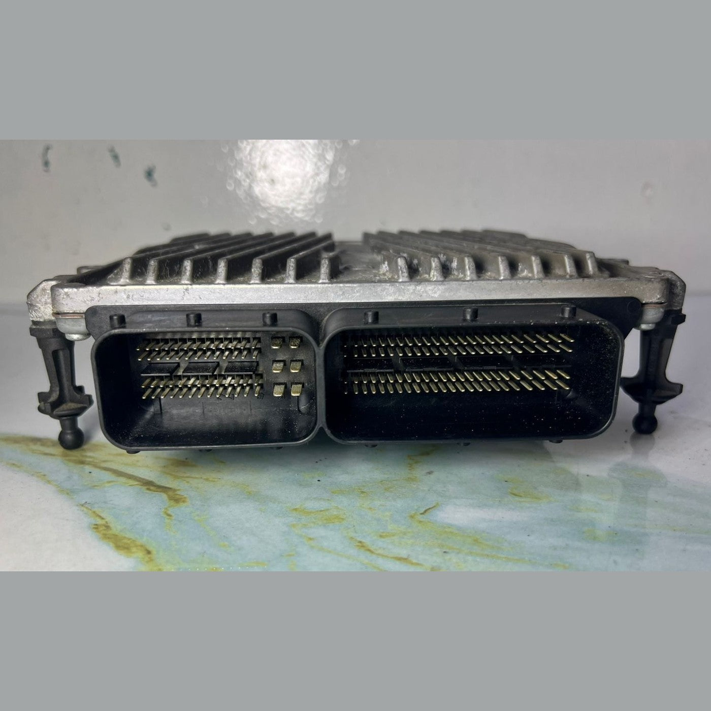 2006-2007 Mercedes-Benz C230 Engine Control Module A2721531691 W203 C-Class