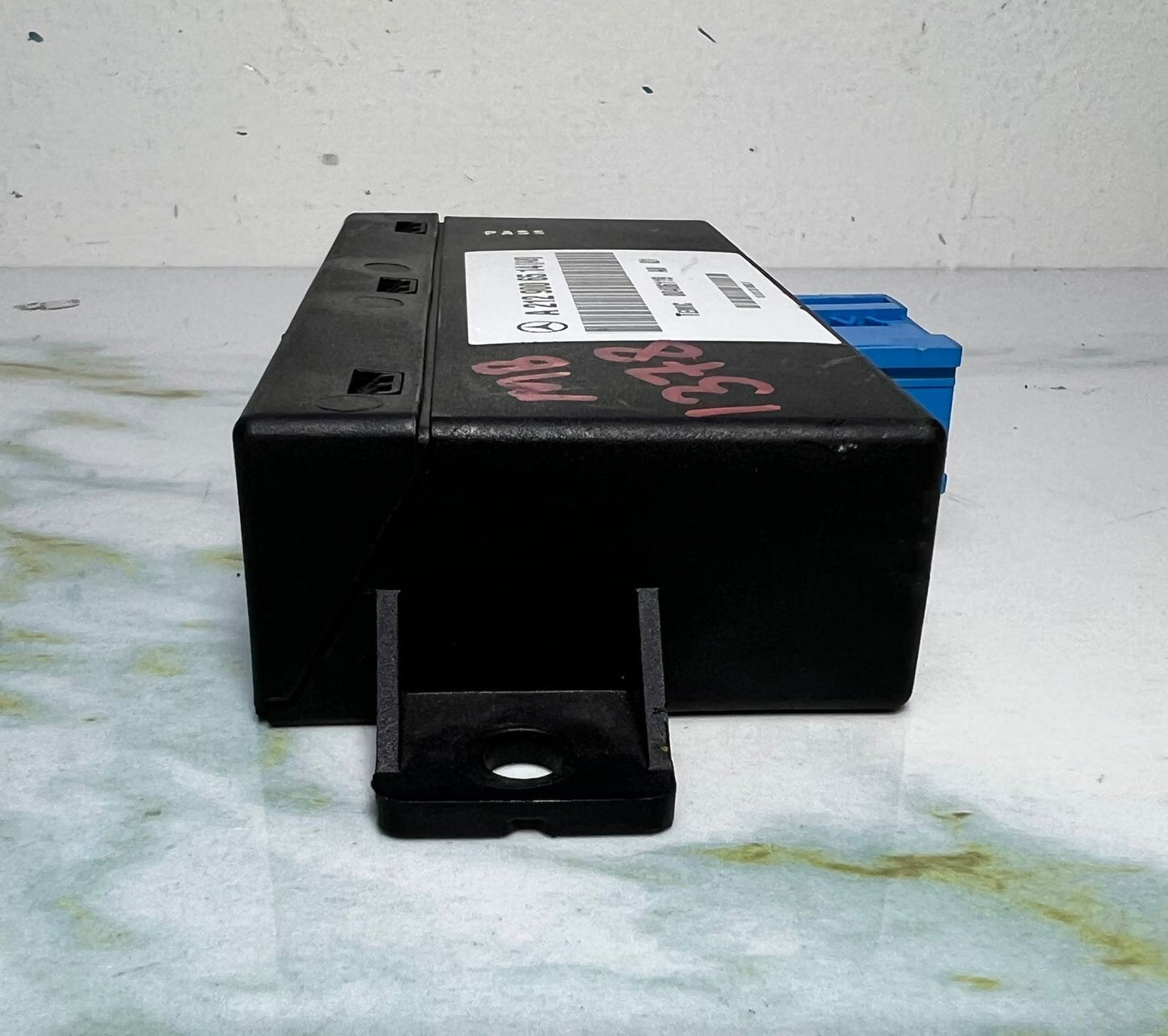 Mercedes E-Class W212 Air Suspension Control Unit A2129006514OEM