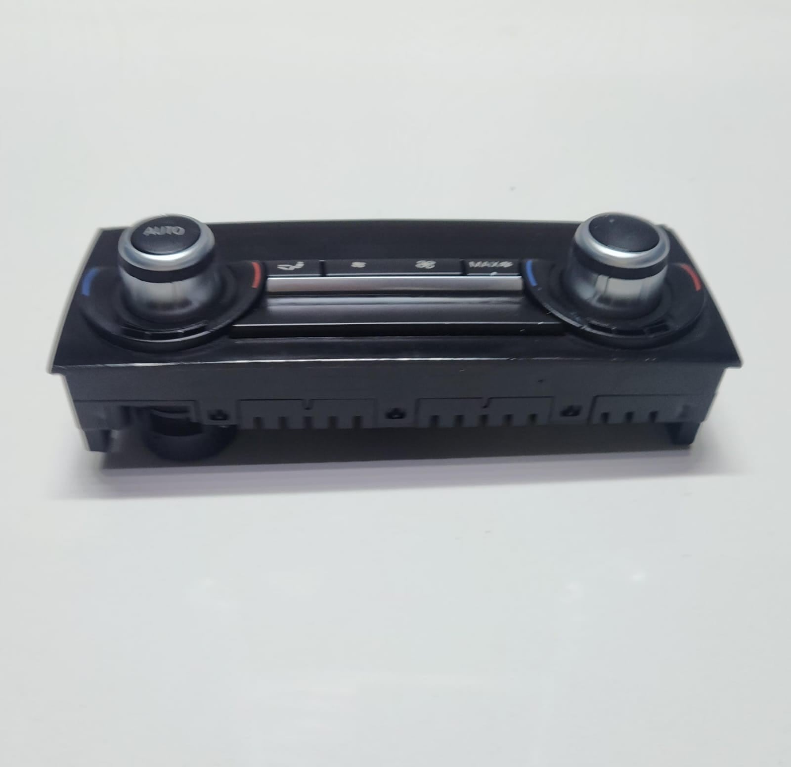 2010-2015 BMW 740i Rear Air Conditioning Control Unit 9224789 F01 F02 F03 OEM