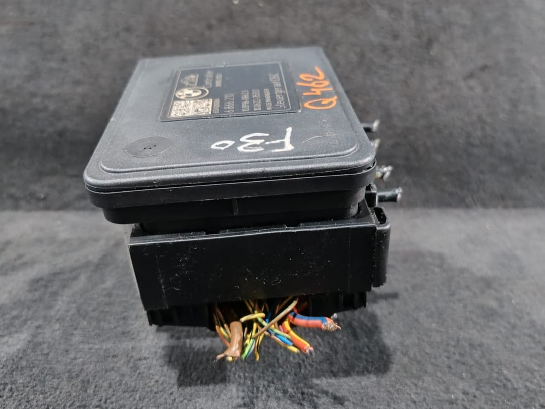 BMW 4 COUPE  F32 180kw  ABS ANTI -LOCK BREACKING SYSTEM  MODULE PUMP - 6866210