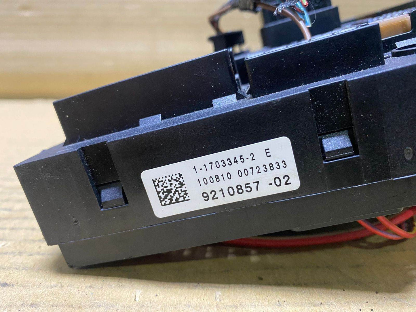 2011-2016 BMW 550i Power Distribution Box 9210857  F10, F11, F18, F12, F13, F01,