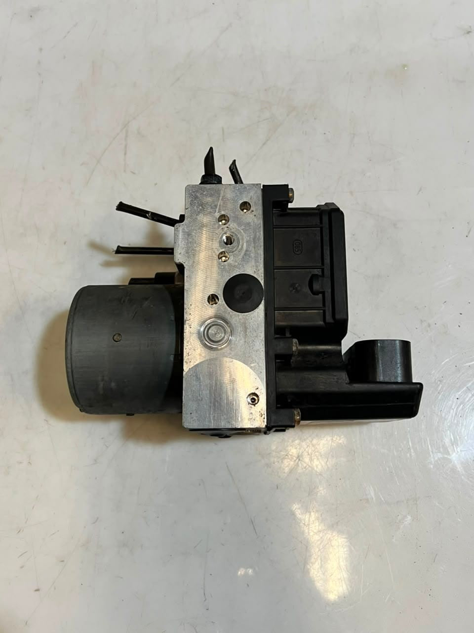 2001-2006 BMW 7 Series E65 E66 E67 Abs hydraulic Pump 6764448 OEM
