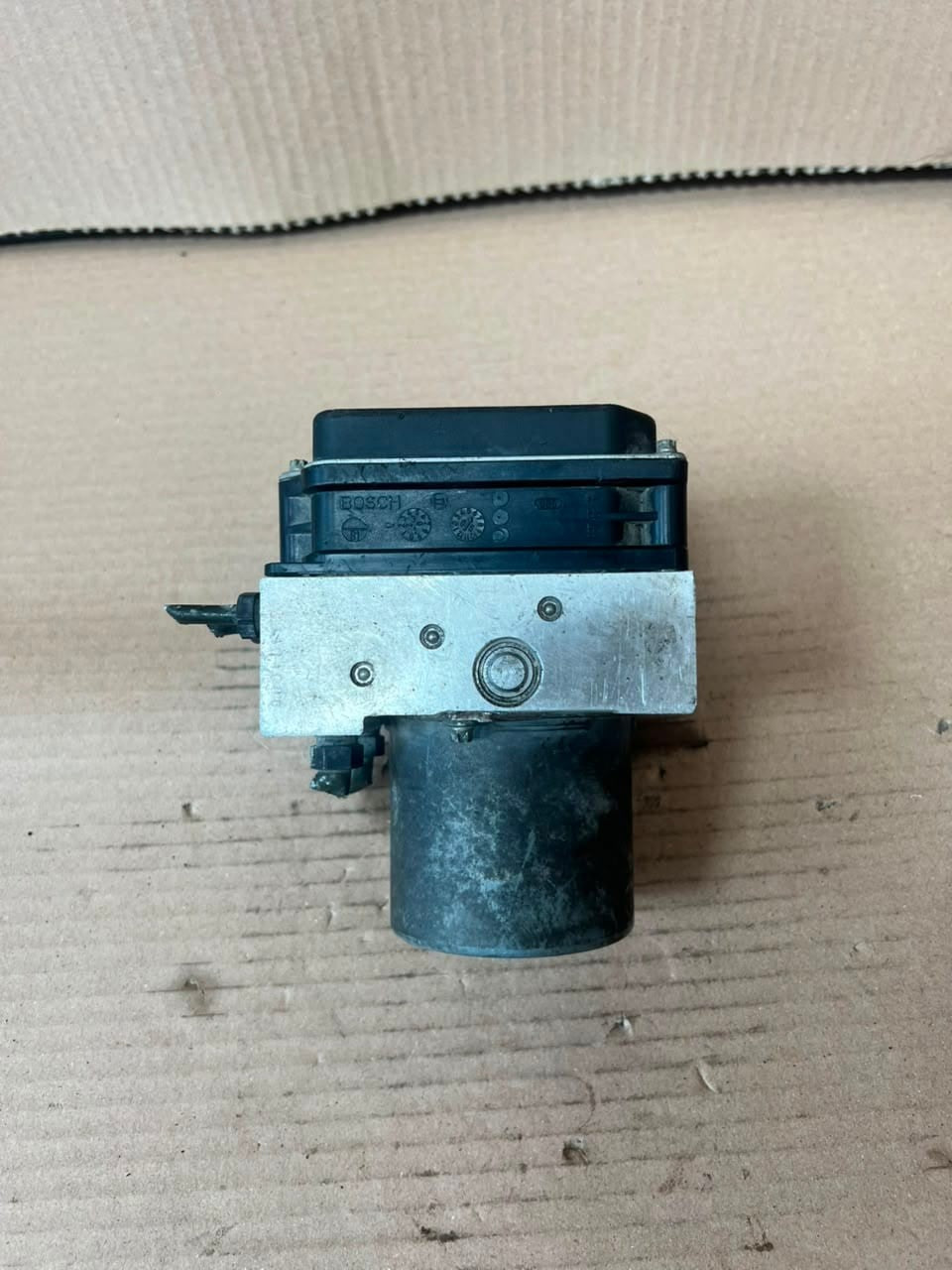 2000-2006 BMW X5 E53 Abs Pump And Control Module 6773012 OEM