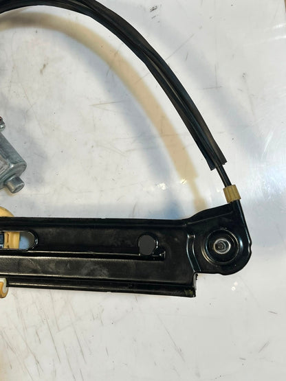 2009-2017 BMW 5 Series GT F07 Rear Door Window Regulator with Motor 7197918