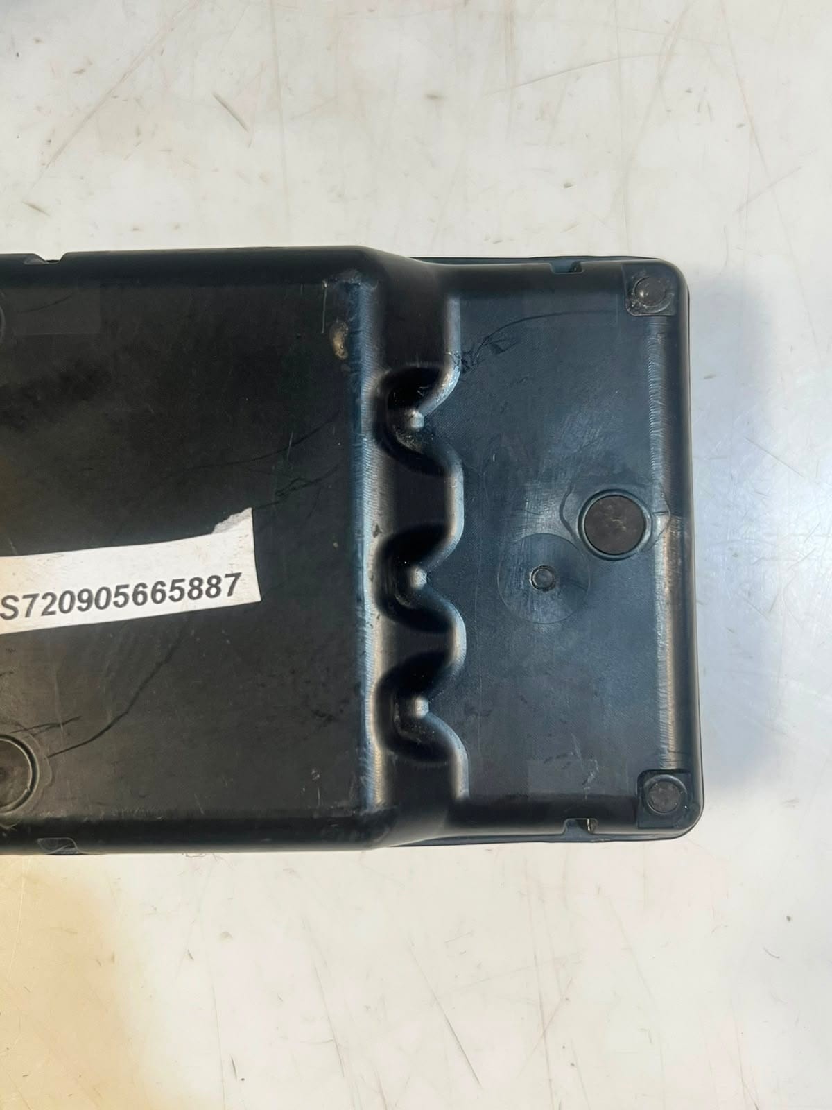 BMW X1 F46 F45 F48 F49 F54 MINI F55 F56 Fuse Box Junction Terminal Box 9321022