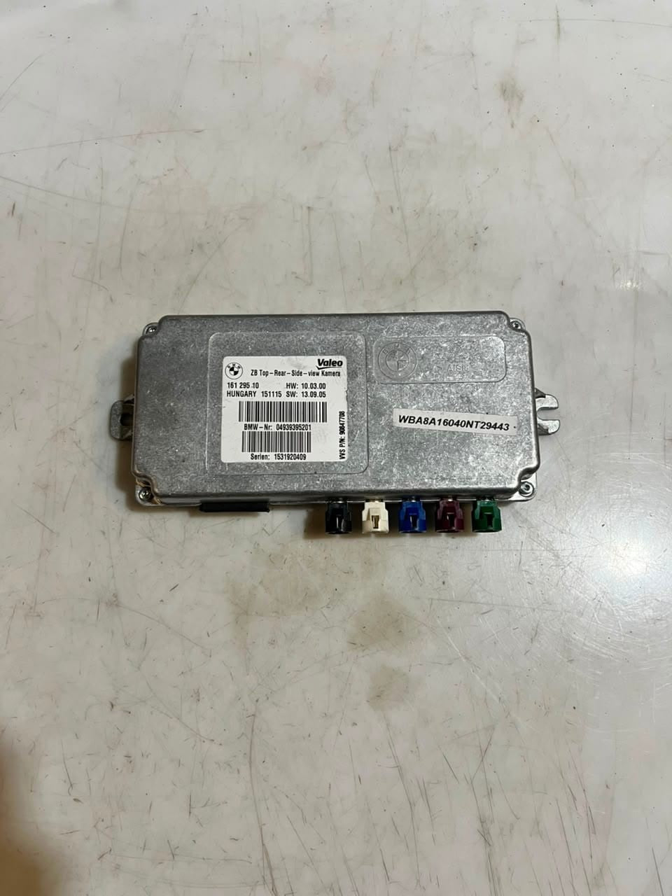 BMW 640i 6' 4' F06 F32 F30 Control Unit Top Rear Side View Module 9393952