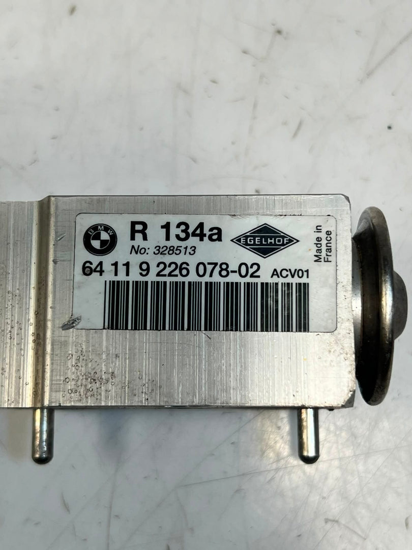 2007-2013 BMW X4 F25 F26 E81 E82 E87 E88 E90 E91 335i AC Expansion Valve 9226078