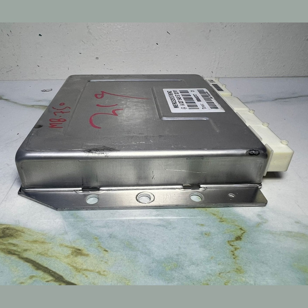 2007-2011 Mercedes-Benz CLS550 Active Suspension Control Module A0375455732 W219