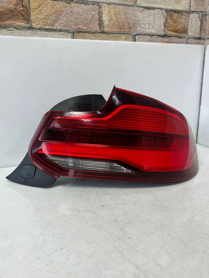 2018-2020 BMW 2' 230i M240i and M2 F22 F87 LCI Tail Light Right LED 7420994 OEM
