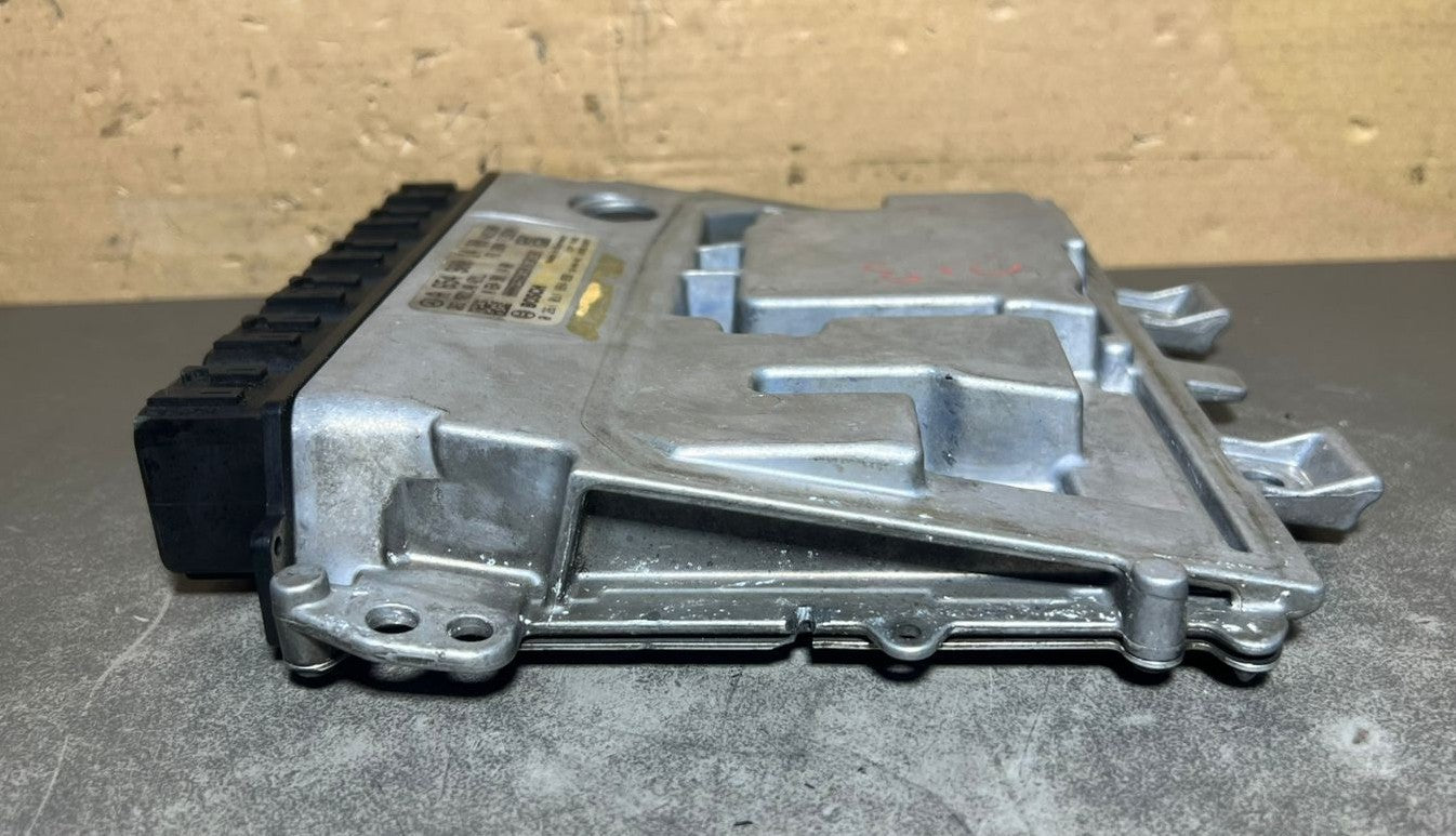 15-20 Mercedes W213 E-Class Engine Control Module Unit ECM ECU A654 9001400 OEM