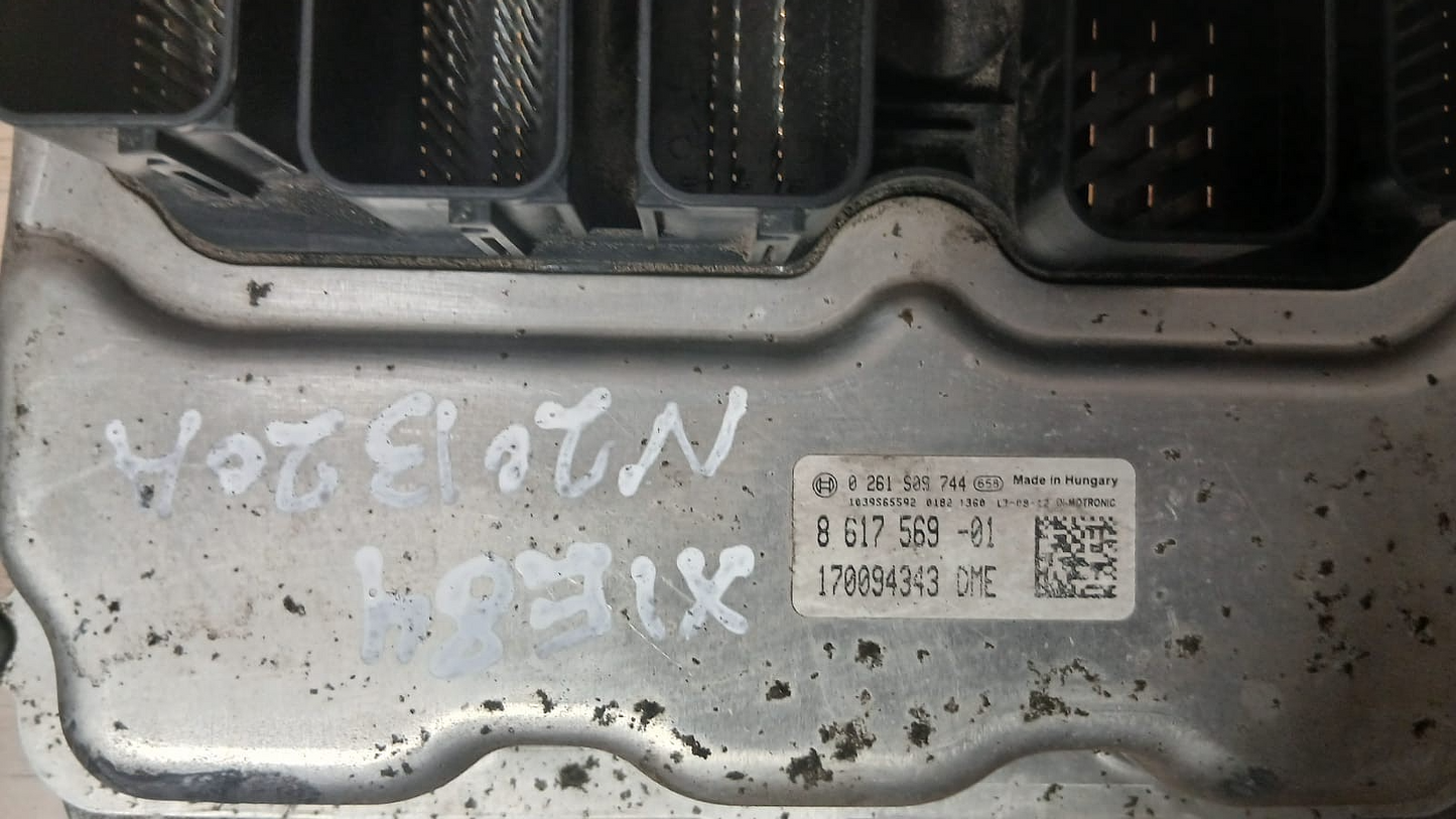 BMW X1 E84 N20 Engine ECU DME CAS3 Key Set Manual OEM 8617569