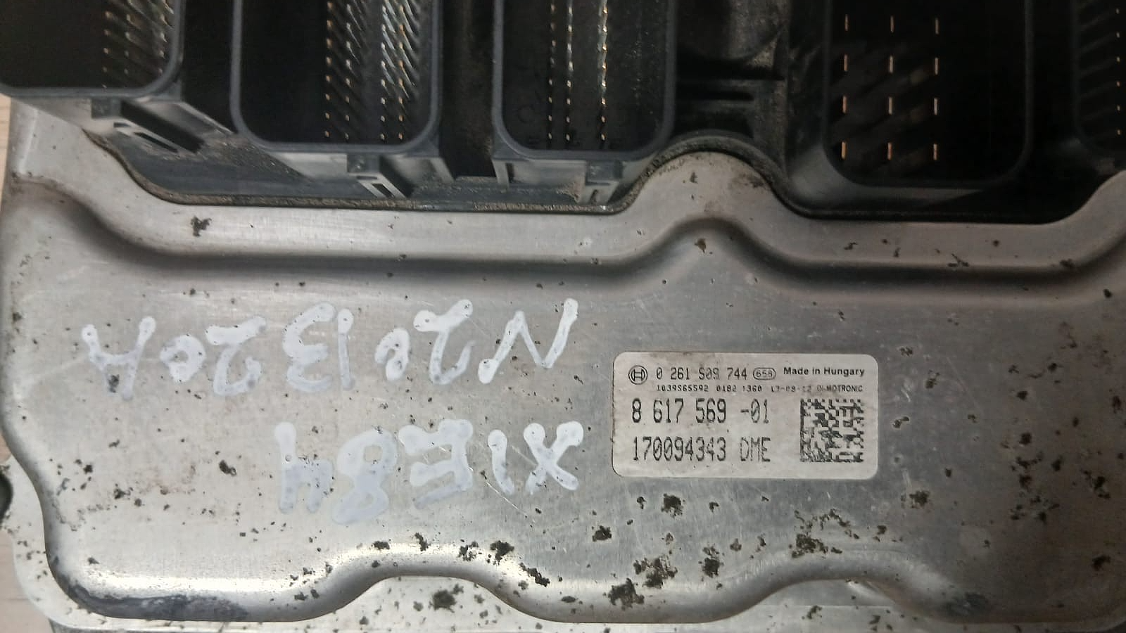 BMW X1 E84 N20 Engine ECU DME CAS3 Key Set Manual OEM 8617569