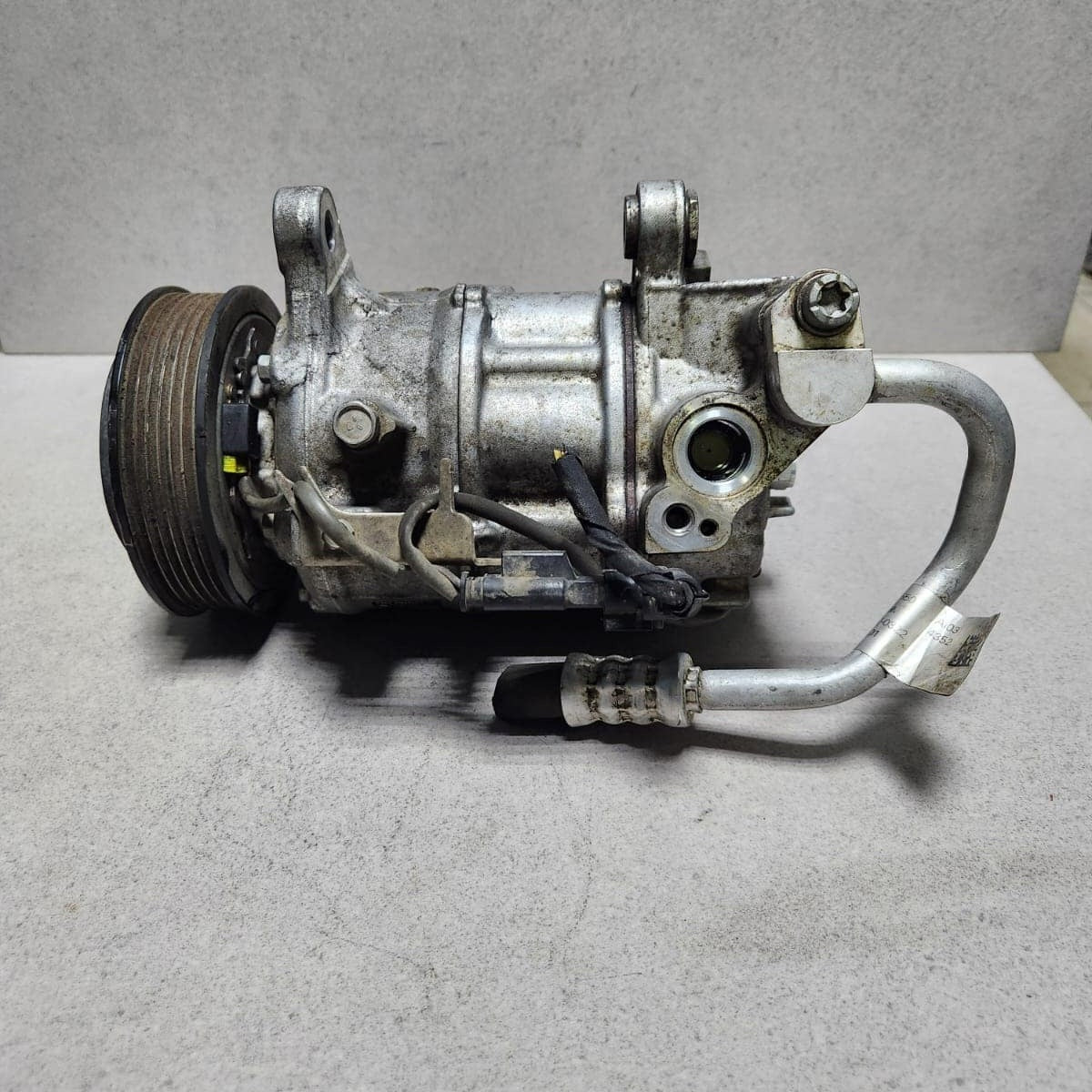 2018-2024 BMW X3 Air Conditioning Compressor 6994082 X4 Z4 330i 340i 430i 440i