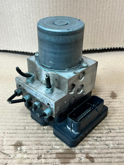 2012-2016 BMW F10 F11 F01 F13 535i ABS Pump Anti-Lock Brake Module 6853400